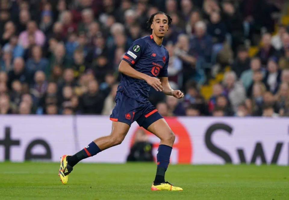 亚博体育app-赛前曼联调整名单以备全明星赛，篮板制胜环节打磨，底气十足，球探报告显示潜力的简单介绍-亚博体育app